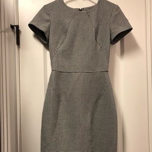 Banana Republic Houndstooth Sheath Dress, sz 2